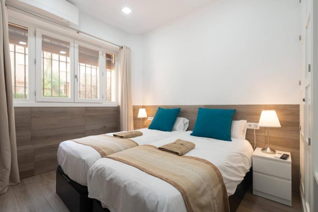 Precioso Piso En Paseo De La Bomba Free Parking Apartment Granada Bagian luar foto